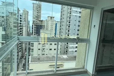 Apartamento &agrave; venda - 11245m&sup2; - meia praia