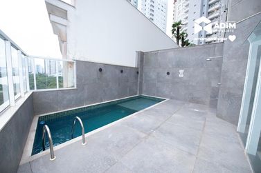 Apartamento para alugar - 157m&sup2; - Barra Sul