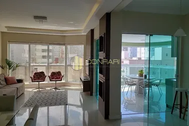 Apartamento &agrave; venda - 174m&sup2; - Meia Praia