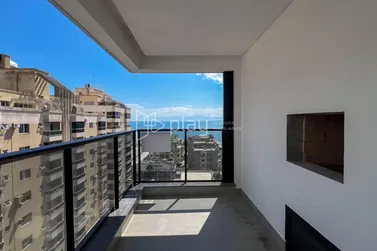 Apartamento &agrave; venda - 207m&sup2; - Meia Praia