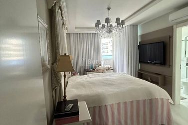 Apartamento &agrave; venda - Meia Praia