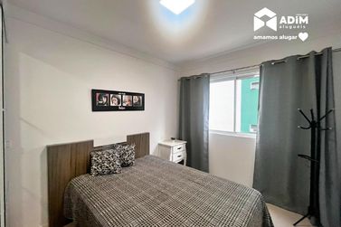 Apartamento para alugar - 130m&sup2; - Centro