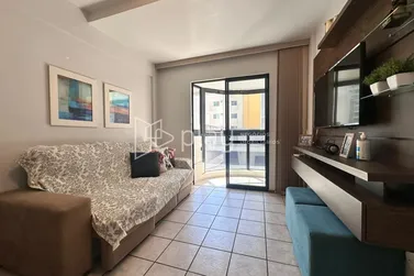 Apartamento &agrave; venda - 120m&sup2; - Meia Praia
