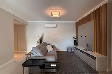 Apartamento &agrave; venda - Meia Praia