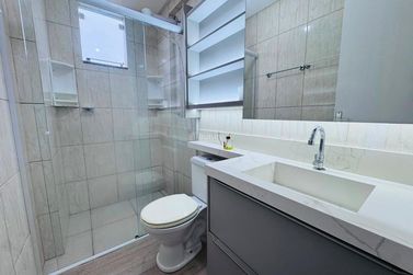 Apartamento &agrave; venda - 62m&sup2; - Santa Regina