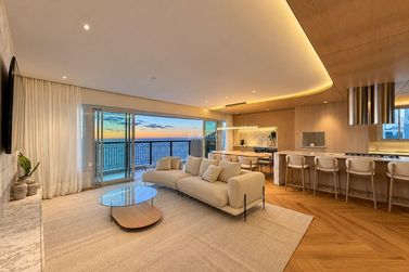 Apartamento &agrave; venda - 230m&sup2; - Barra Sul