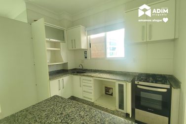 Apartamento para alugar - 92m&sup2; - Pioneiros