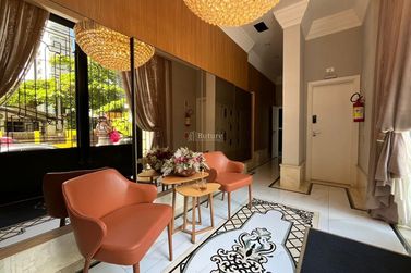 Apartamento &agrave; venda - 137m&sup2; - Meia Praia