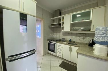 Apartamento &agrave; venda - 139m&sup2; - Meia Praia