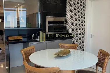 Apartamento &agrave; venda - 229m&sup2; - meia praia