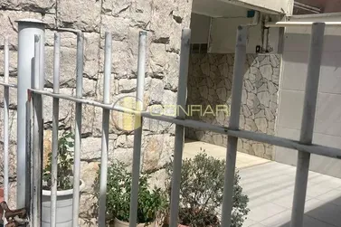 Casa &agrave; venda - 205m&sup2; - Meia Praia
