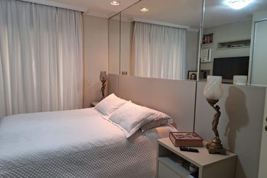 Apartamento &agrave; venda - 214m&sup2; - Meia Praia