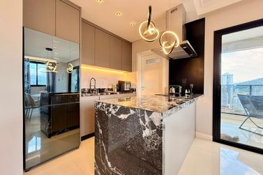 Apartamento &agrave; venda - 120m&sup2; - Centro