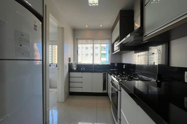 Apartamento &agrave; venda - 132m&sup2; - 