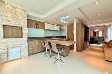Apartamento &agrave; venda - 85m&sup2; - Meia Praia
