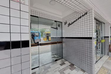 Apartamento &agrave; venda - 52m&sup2; - Centro