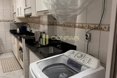 Apartamento para alugar - 98m&sup2; - meia praia