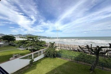 Apartamento &agrave; venda - Meia Praia