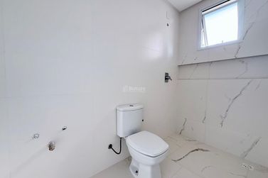 Apartamento &agrave; venda - 132m&sup2; - Meia Praia