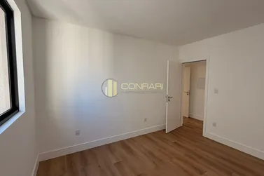 Apartamento &agrave; venda - 103m&sup2; - Meia Praia