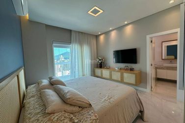 Apartamento &agrave; venda - Meia Praia