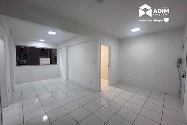 Apartamento para alugar - 53m&sup2; - Centro