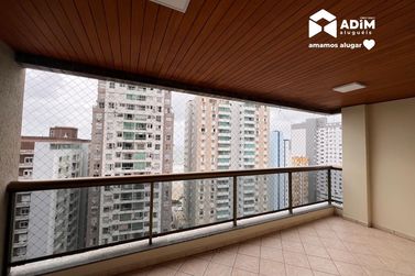 Apartamento para alugar - 101m&sup2; - Centro