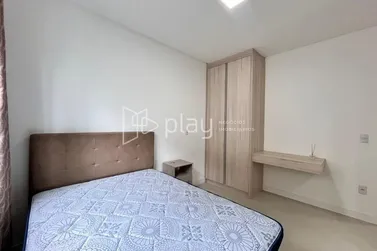 Apartamento &agrave; venda - 110m&sup2; - Meia Praia