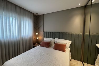 Apartamento &agrave; venda - 148m&sup2; - Meia Praia