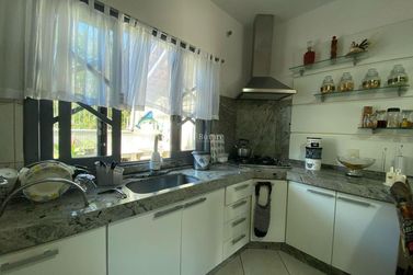 Casa &agrave; venda - 100m&sup2; - 