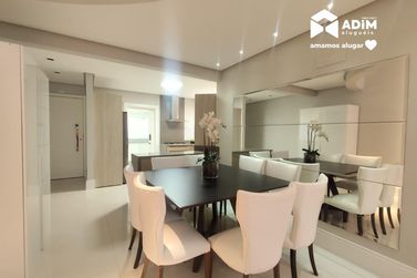 Apartamento para alugar - 230m&sup2; - Centro