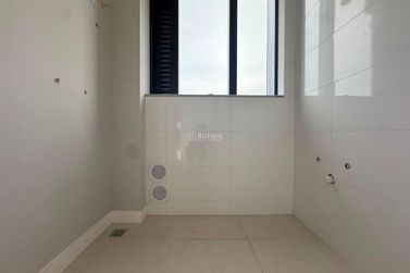 Apartamento &agrave; venda - 93m&sup2; - Centro