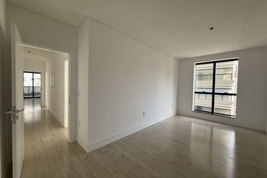 Apartamento &agrave; venda - 206m&sup2; - Meia Praia