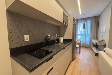Loft &agrave; venda - 40m&sup2; - Meia Praia