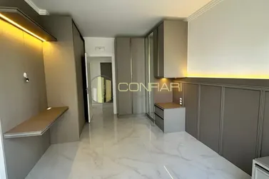Apartamento &agrave; venda - 163m&sup2; - meia praia