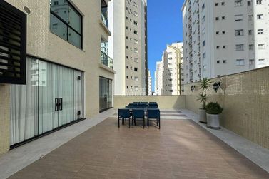 Apartamento &agrave; venda - Meia Praia