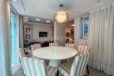 Apartamento &agrave; venda - 165m&sup2; - Centro