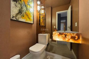 Apartamento &agrave; venda - 137m&sup2; - Centro