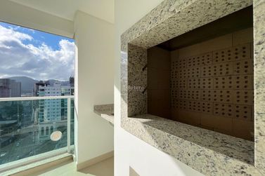 Apartamento &agrave; venda - 138m&sup2; - Centro