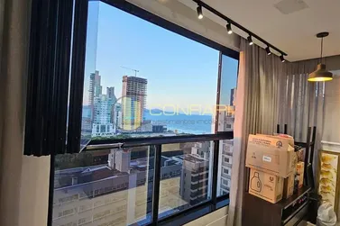 Apartamento para alugar - 127m&sup2; - Meia Praia