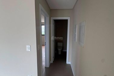Apartamento &agrave; venda - 110m&sup2; - Meia Praia