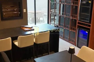 Apartamento &agrave; venda - 115m&sup2; - meia praia