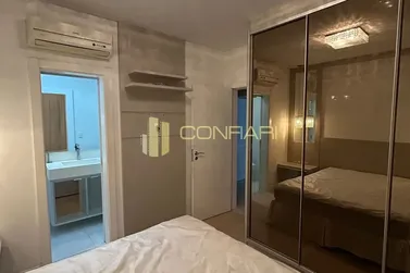 Apartamento &agrave; venda - 170m&sup2; - Meia Praia