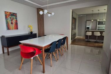 Apartamento &agrave; venda - Meia Praia