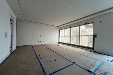 Apartamento &agrave; venda - 180m&sup2; - Meia Praia