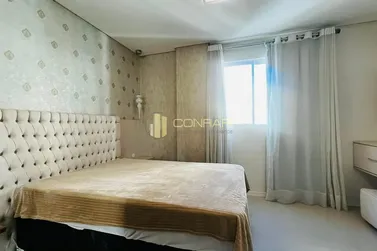 Apartamento &agrave; venda - 117m&sup2; - Meia praia