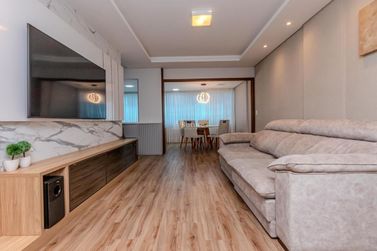 Apartamento &agrave; venda - 182m&sup2; - Pioneiros