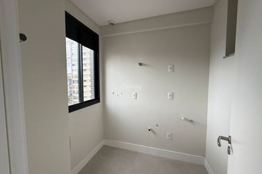 Apartamento &agrave; venda - Meia Praia