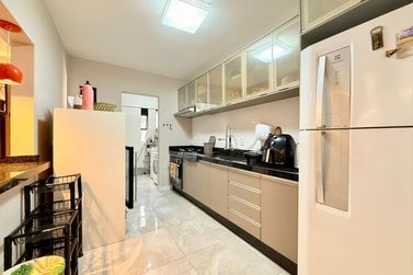 Apartamento &agrave; venda - 160m&sup2; - Meia Praia