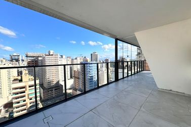 Apartamento &agrave; venda - 276m&sup2; - Meia Praia